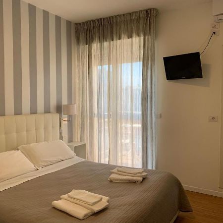 Hotel Villa Edda Riccione Esterno foto