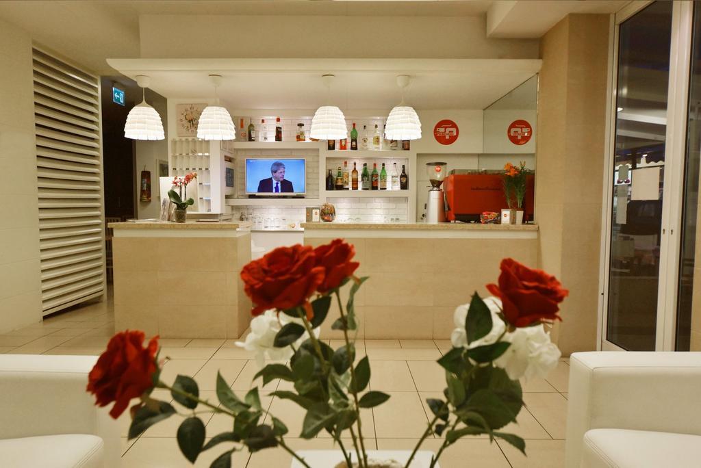 Hotel Villa Edda Riccione Esterno foto