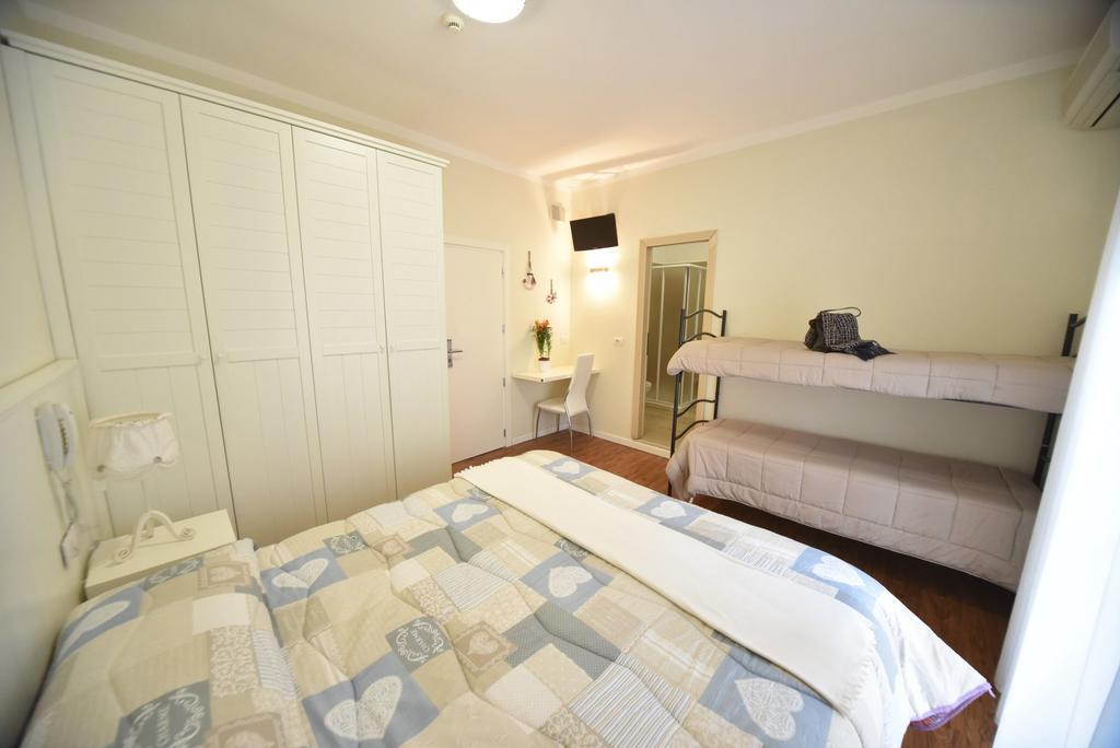 Hotel Villa Edda Riccione Esterno foto