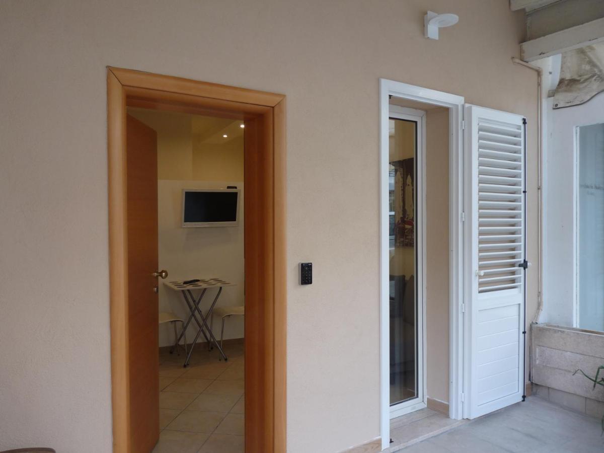 Hotel Villa Edda Riccione Esterno foto